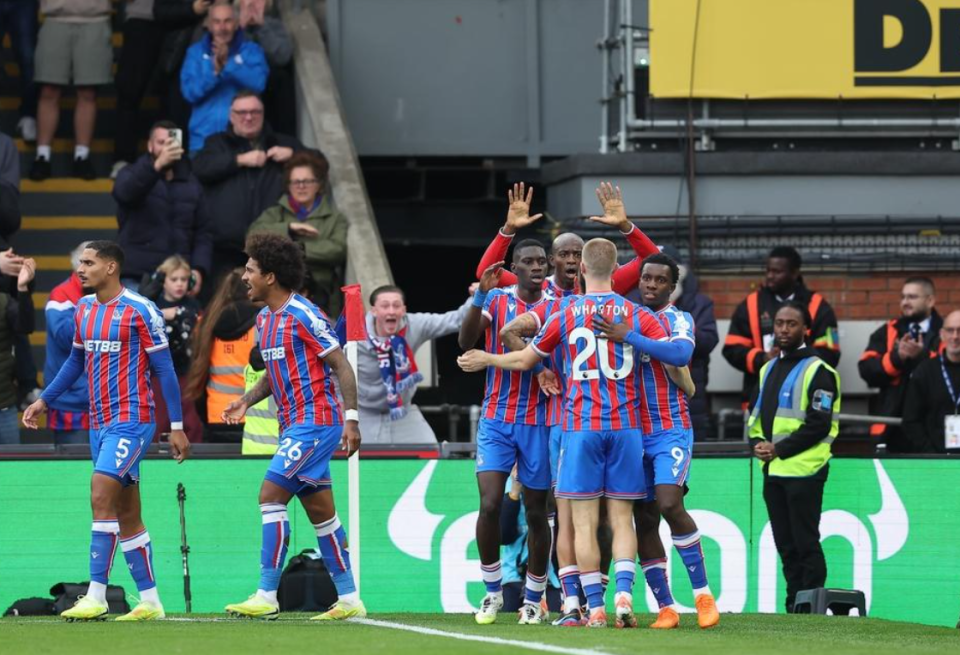 bt, 水晶宫在第, 他在禁区内 bt, 水晶宫在第, 他在禁区内